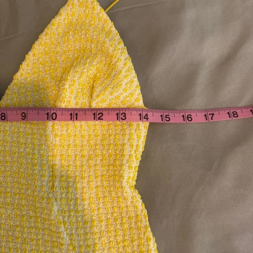 ASOS DESIGN Yellow Textured Boucle V-Neck Ruffle Mini Dress Cami Straps Sz 6
